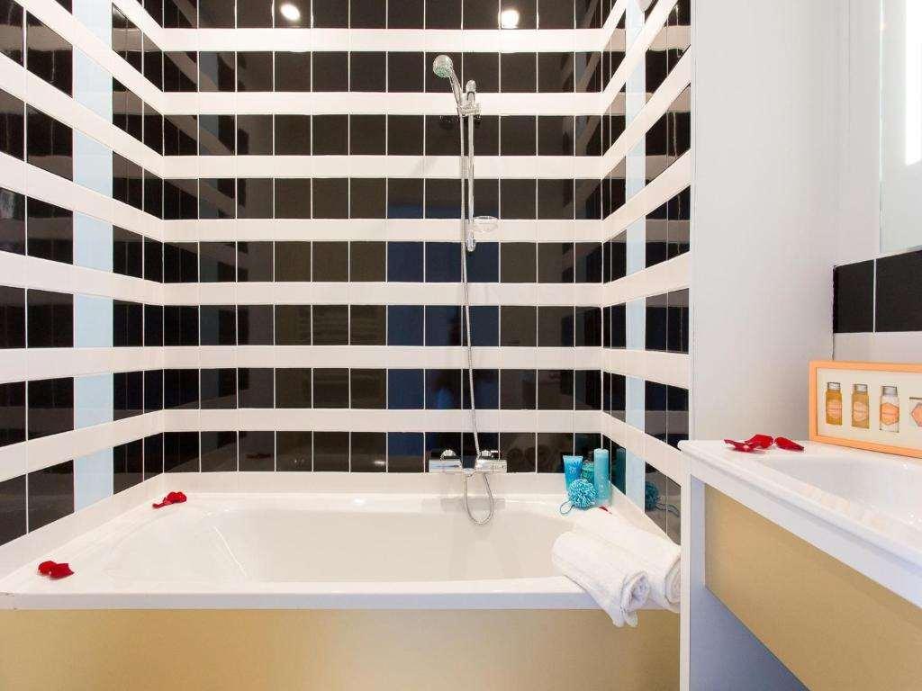 Aparthotel Adonis Mougins Zimmer foto